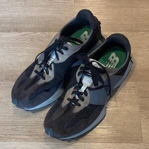 New Balance Men's Black and Gray 327 Athletic Shoes